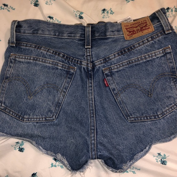 Levi’s 501 shorts - Picture 2 of 7
